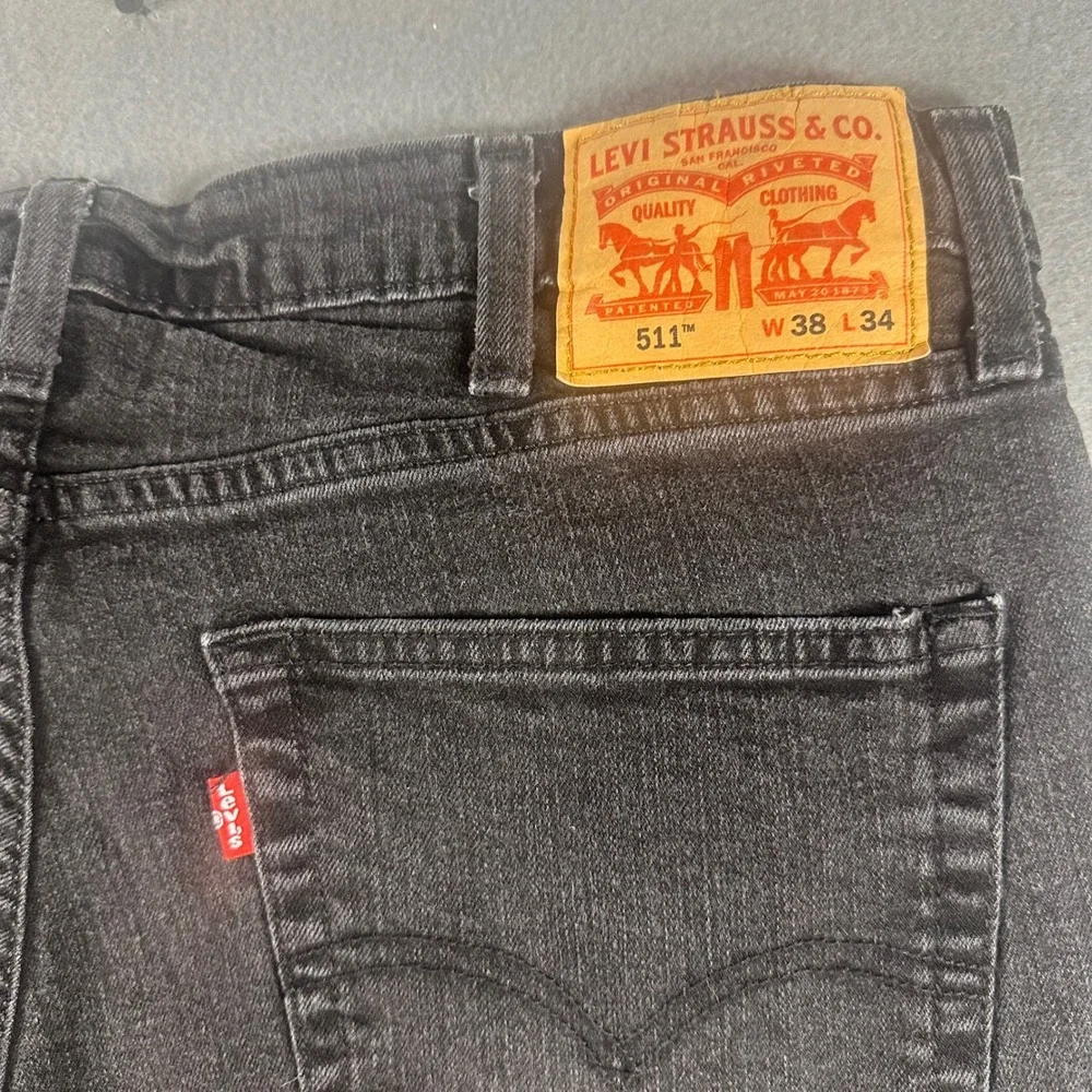 Levis 511 Slim Fit Jeans Mens 38x34 Washed Black Denim Pants 04511-5382